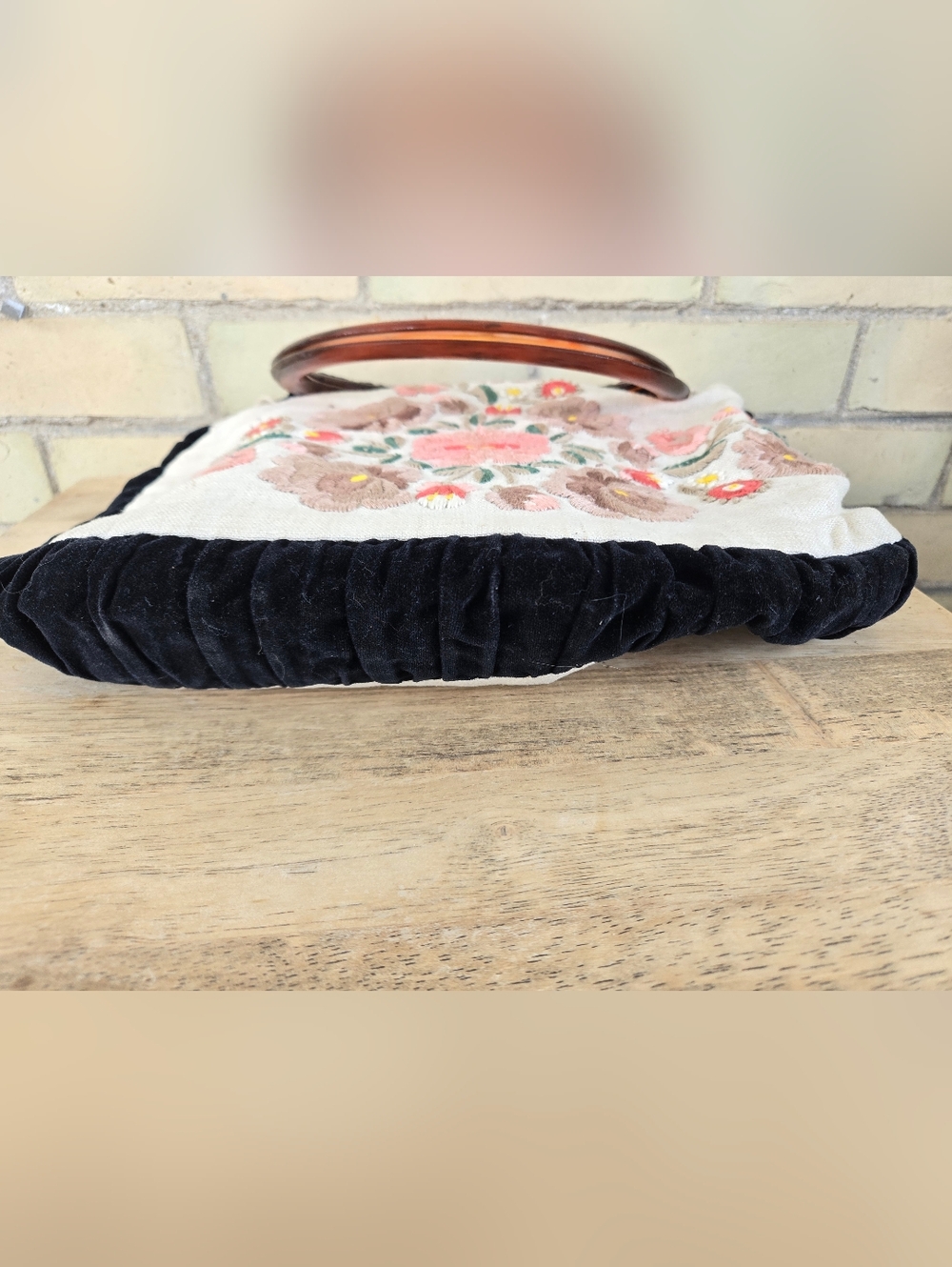Vintage Embroided Handbag - Picture 11 of 15